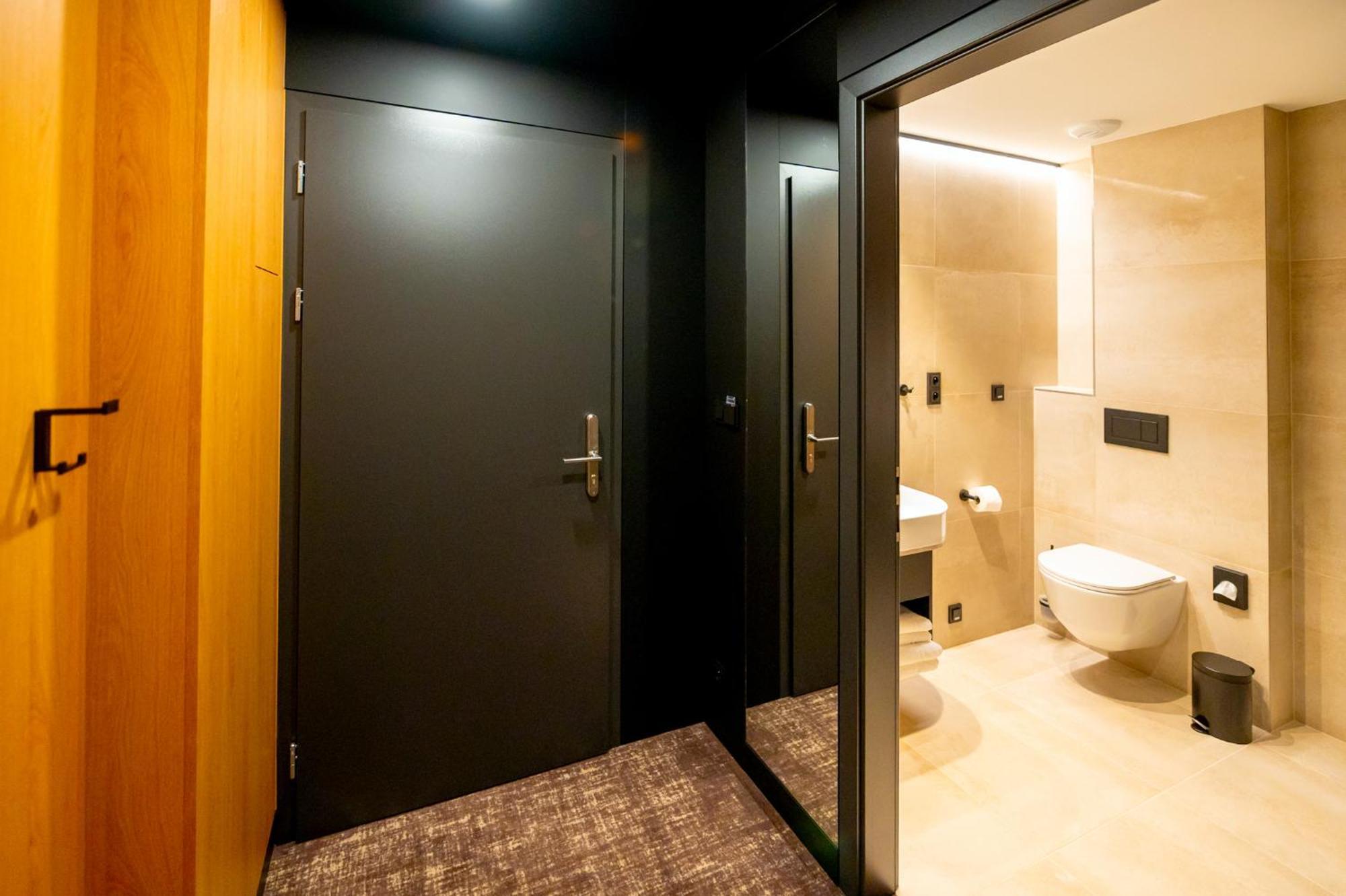 Hotel Nobilis - Mlada Boleslav Bradlec  외부 사진