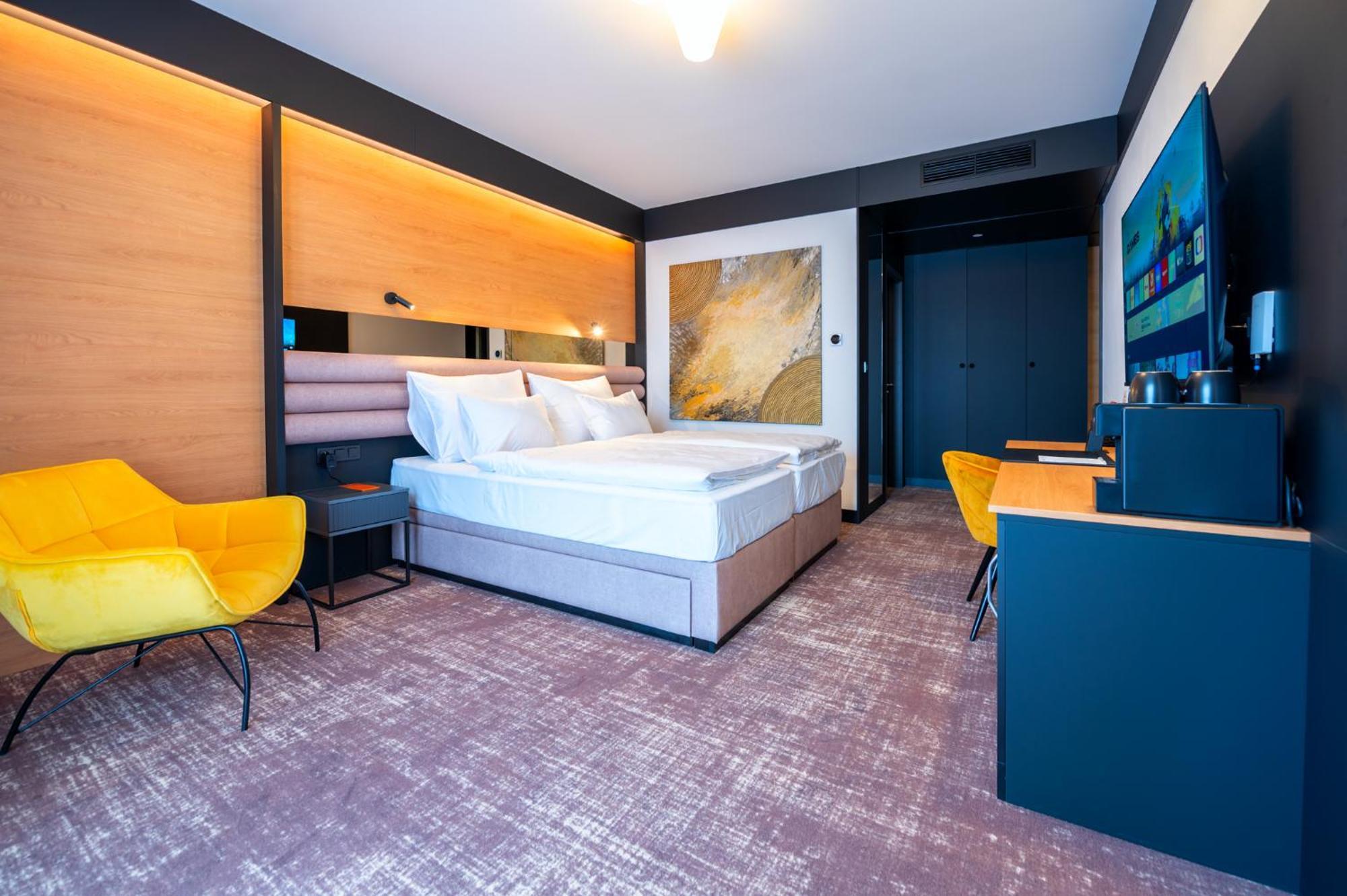 Hotel Nobilis - Mlada Boleslav Bradlec  외부 사진