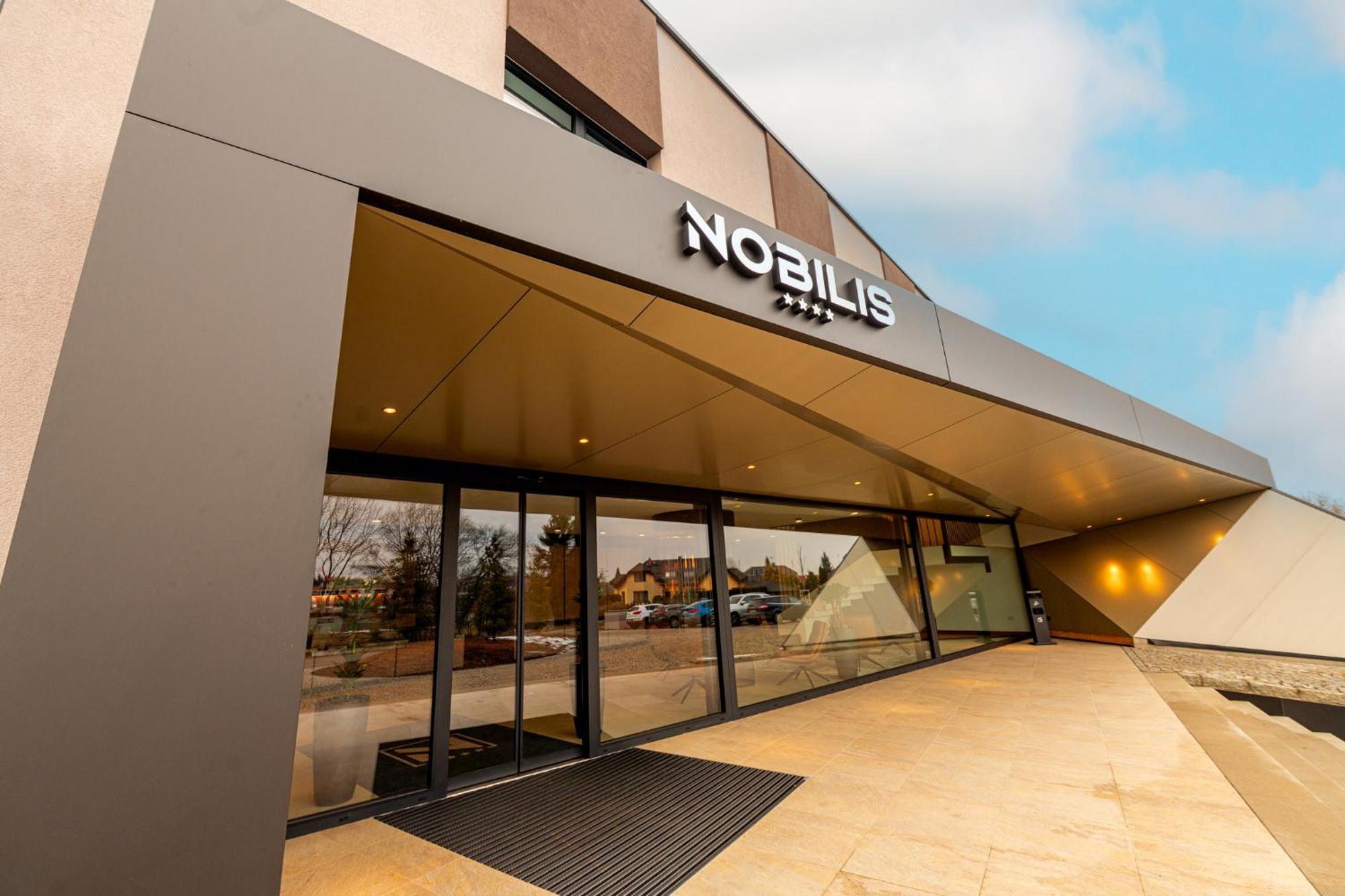 Hotel Nobilis - Mlada Boleslav Bradlec  외부 사진