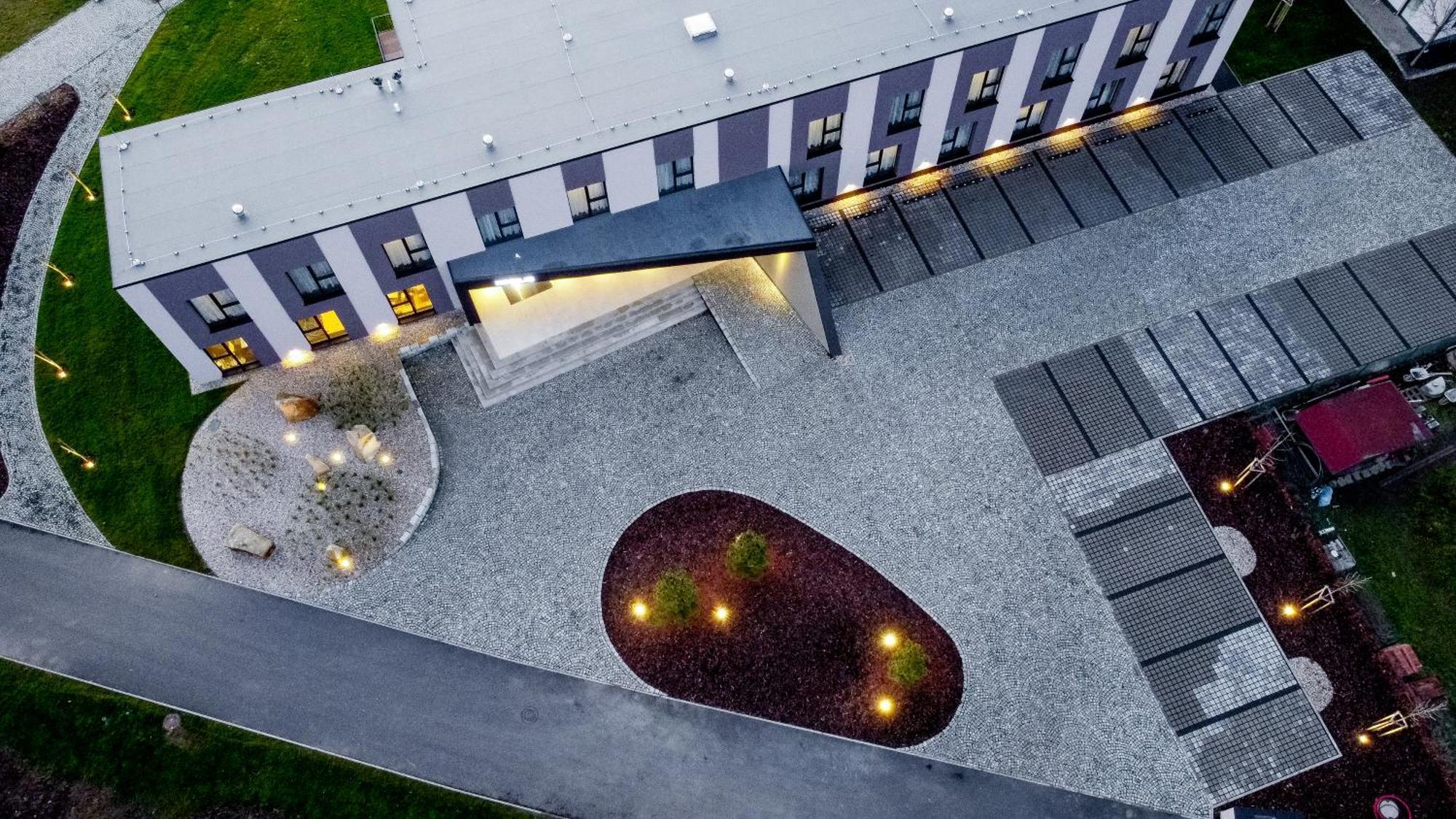 Hotel Nobilis - Mlada Boleslav Bradlec  외부 사진